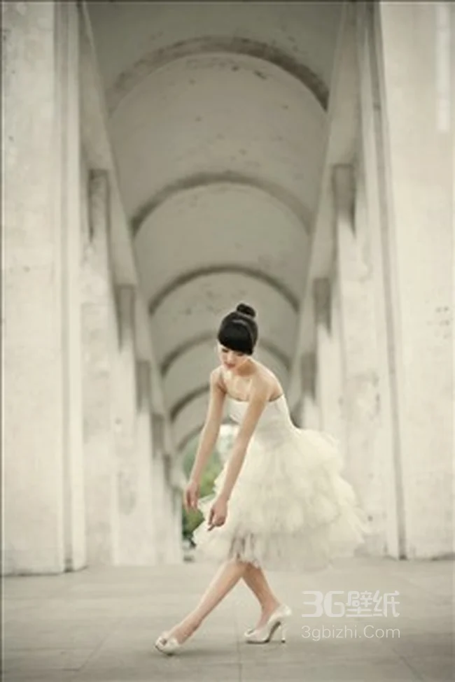 唯美的婚纱手机桌面1