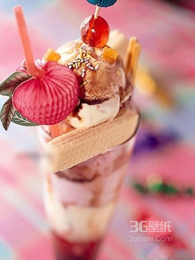 可爱的粉红冰激凌杯高清手机壁纸1