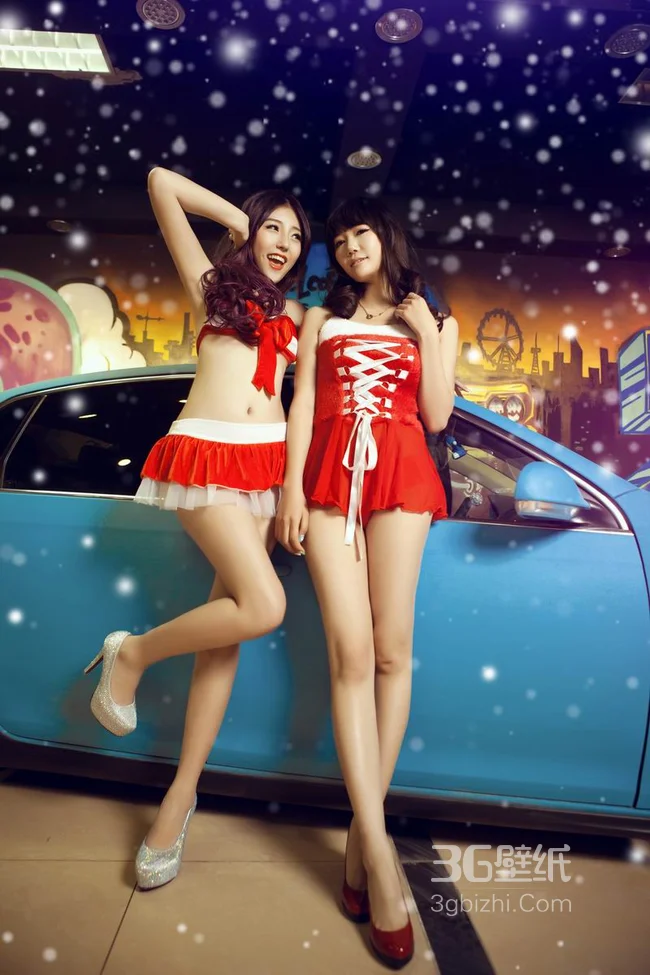 圣诞装美女车模高清手机壁纸1