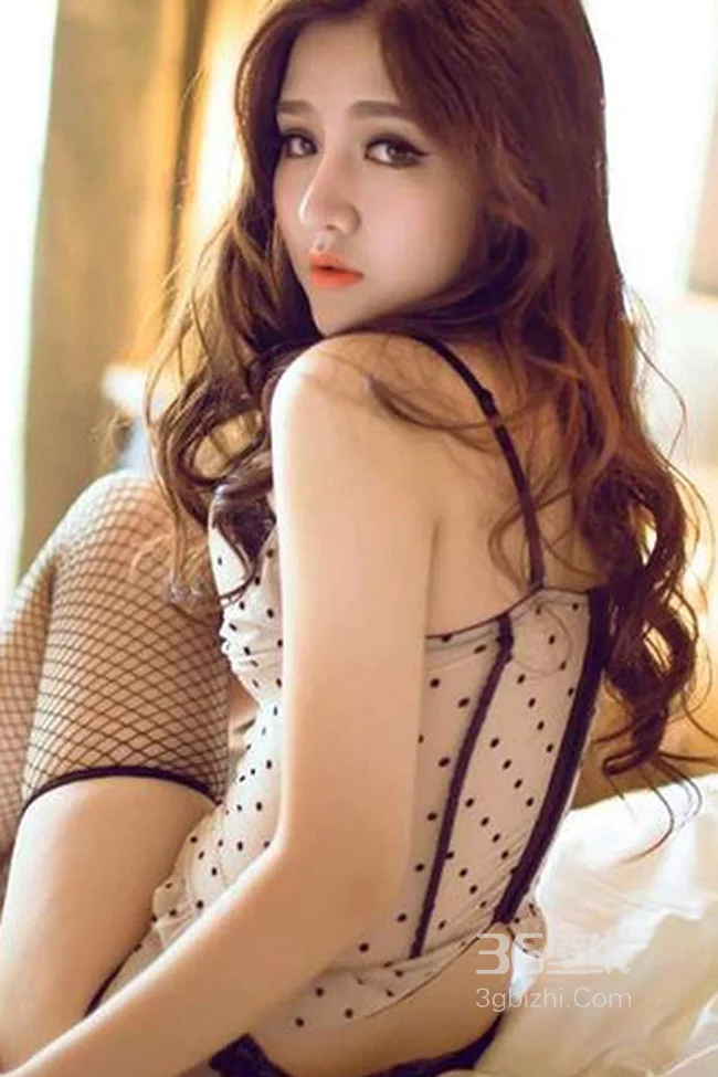 清纯内衣美女手机桌面图片1