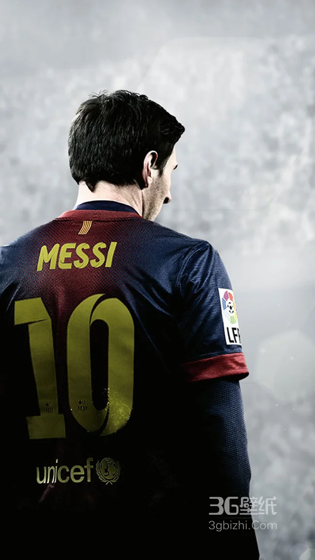 游戏《实况足球》不倒翁球王梅西手机壁纸图片1