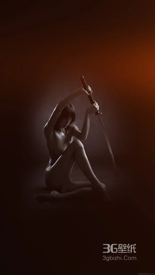 拿着武士刀的美女艺术写真壁纸1