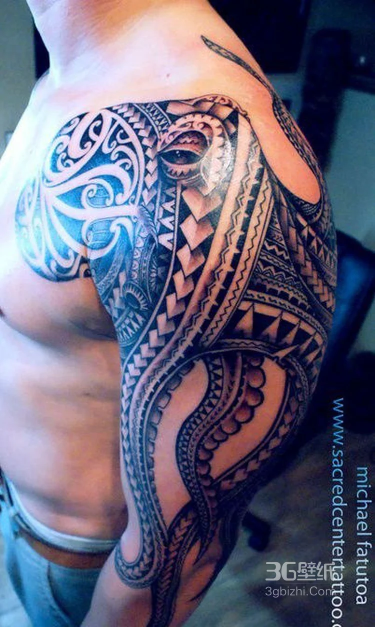 个性霸气的半甲纹身男图腾图案欣赏5