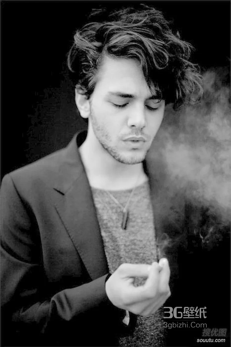 欧美帅哥街拍图片，酷帅的样子很有范4