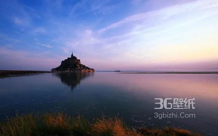 夜色里的中世纪古堡圣米歇尔山城堡图片6