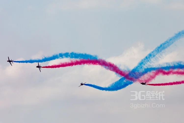 航展上各类帅气的鹞式教练机等表演的图片16