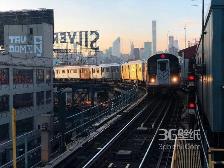 接近夜晚的欧美城市街道图片8