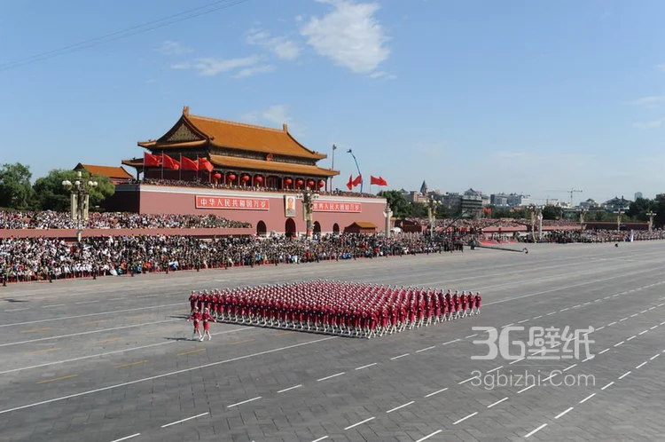 祖国60周年英姿飒爽的女兵方队5
