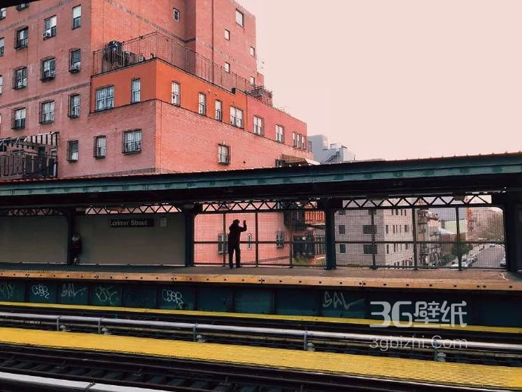 接近夜晚的欧美城市街道图片5