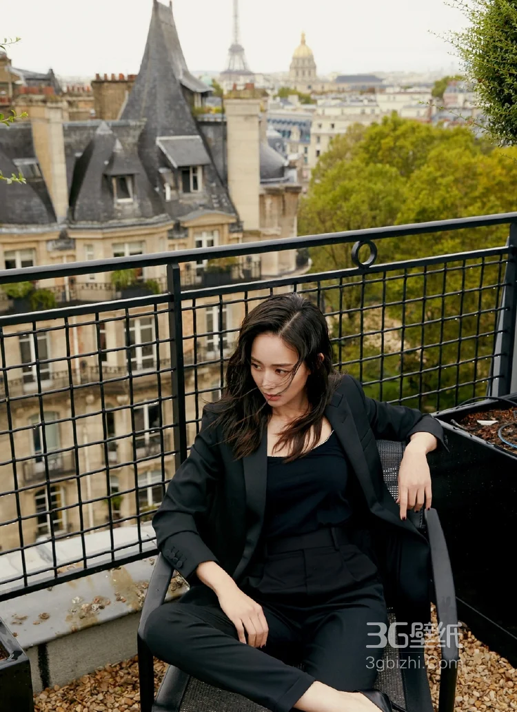 张钧甯干练性感，攻气十足黑色西服写真图片5