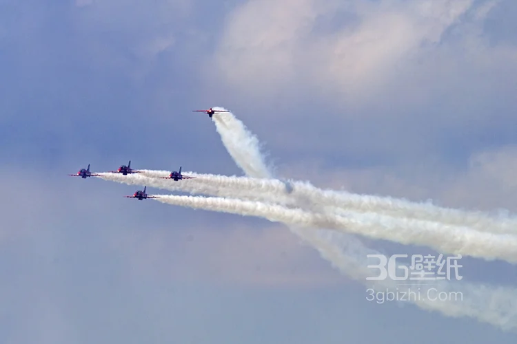 航展上各类帅气的鹞式教练机等表演的图片14