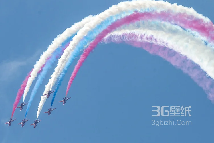 航展上各类帅气的鹞式教练机等表演的图片10