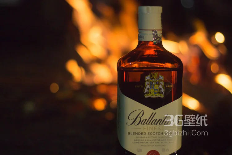 名酒威士忌的一组静态图片6