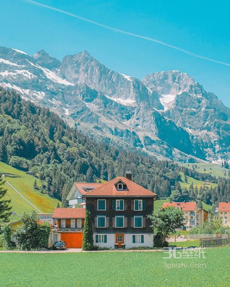 蓝天白云，大山城镇，唯美的国外风光图片4