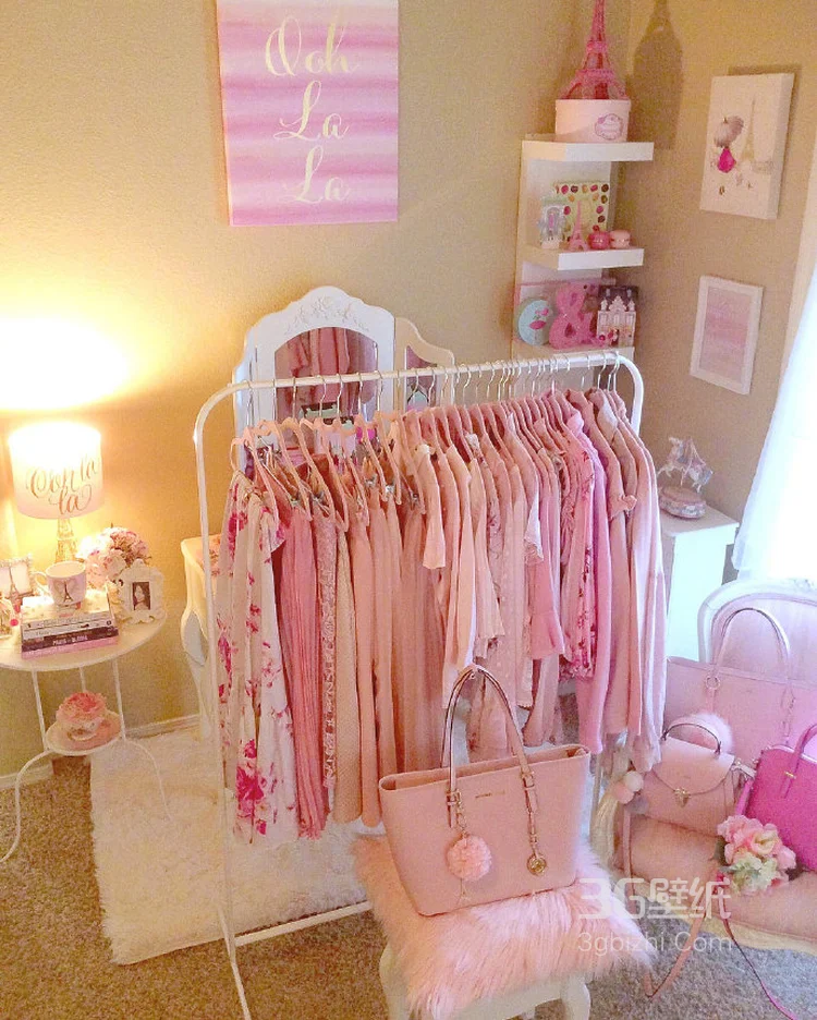 女生粉色风格设计，充满少女气息的房间布置图片1