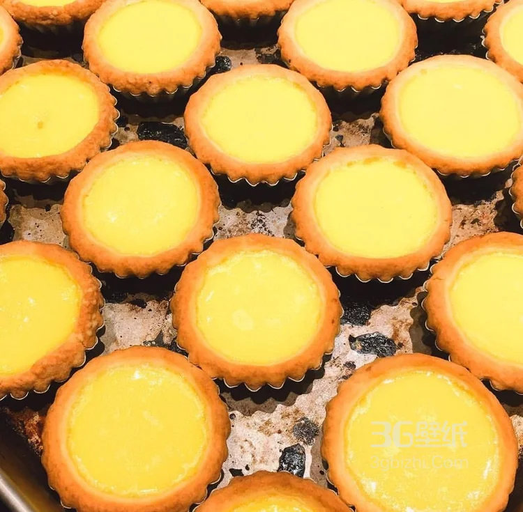 柠檬，蛋挞，蛋糕，薯条的黄色调美食图片1