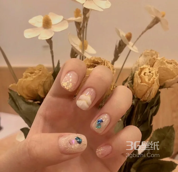 水晶雕花系列美甲参考图片2