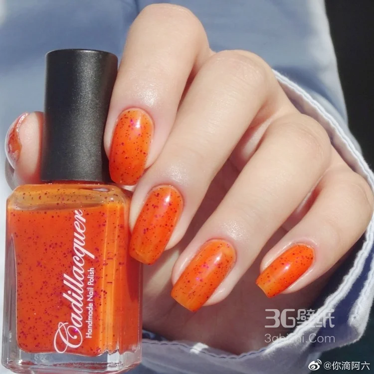 橙色珍珠炫光美甲图片，布灵布灵很漂亮！2