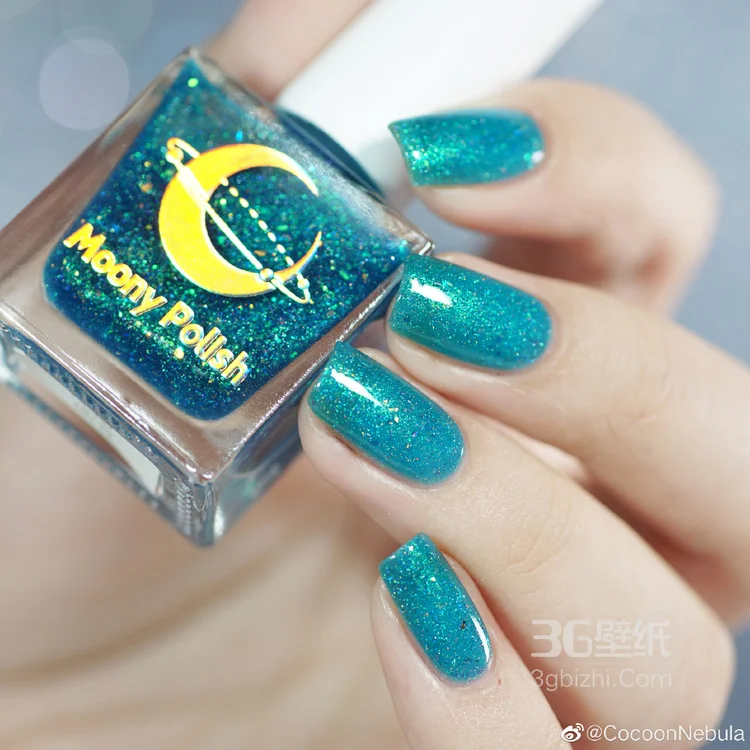 青色手绘，个性比较有创意的女生美甲图片4