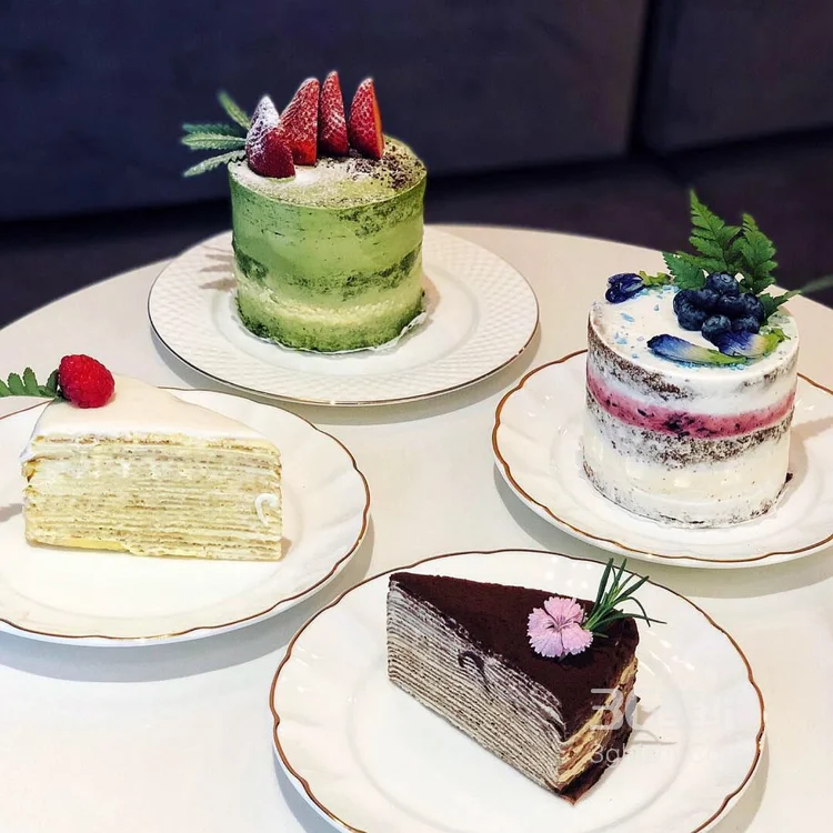 绿色的蛋糕会不会让你更有食欲呢？2