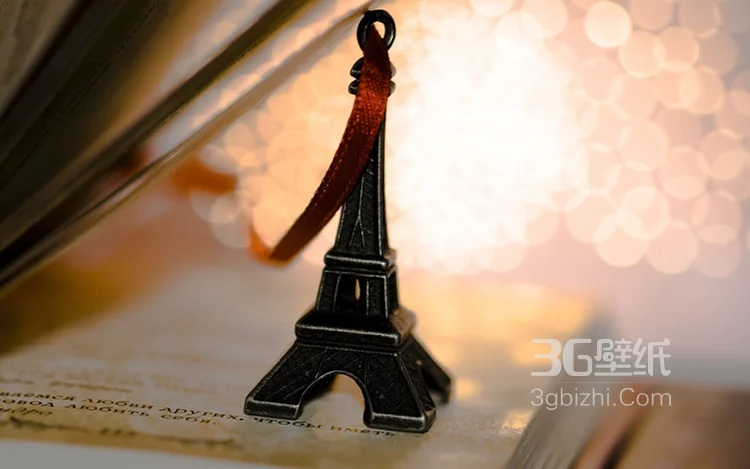 埃菲尔铁塔小饰品，小物件，小时钟等好看唯美图片3