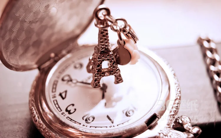 埃菲尔铁塔小饰品，小物件，小时钟等好看唯美图片2