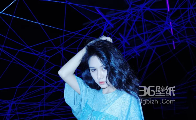 会撩发的女人最性感，黄柳嫣性感撩发自拍写真图片2