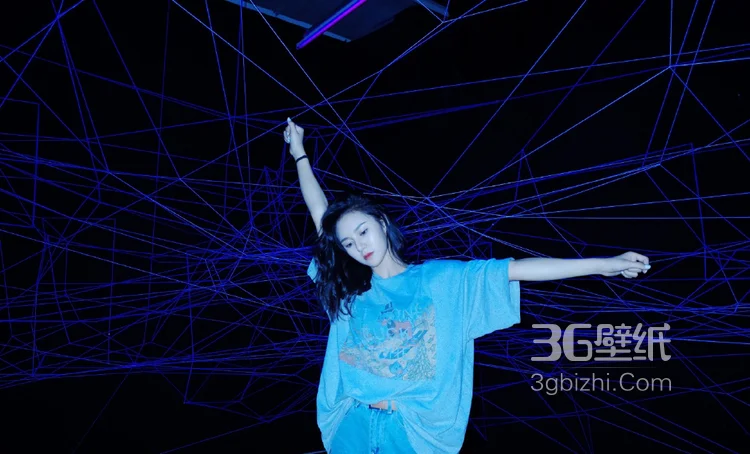 会撩发的女人最性感，黄柳嫣性感撩发自拍写真图片5