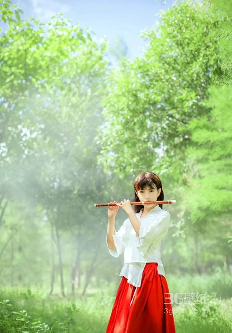 佛系少女白衫红裙唯美写真,手戴串珠吹笛冥想很仙气9
