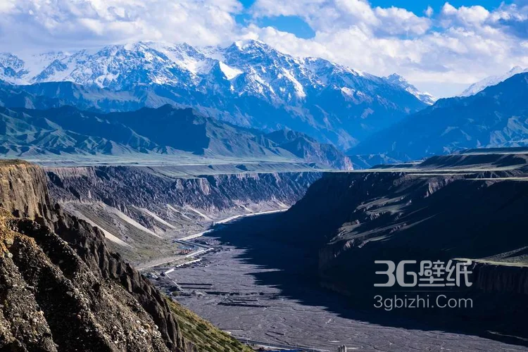 “纵贯天山脊梁的景观大道”天山独库公路唯美景色图片10