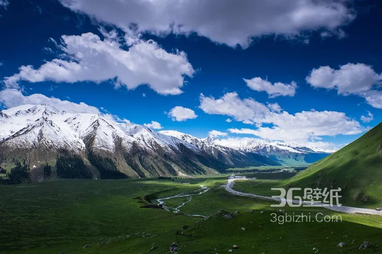 “纵贯天山脊梁的景观大道”天山独库公路唯美景色图片5