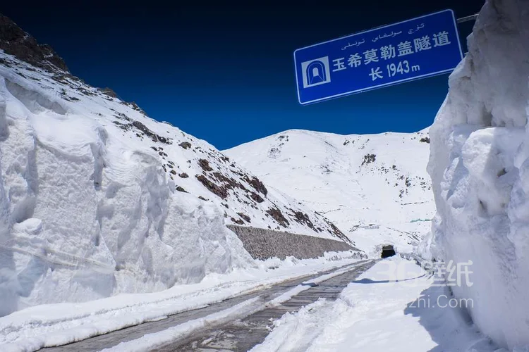 “纵贯天山脊梁的景观大道”天山独库公路唯美景色图片4