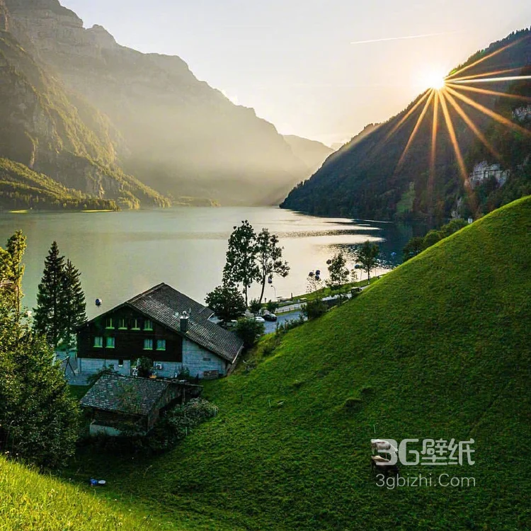 瑞士某傍山别墅的唯美景色，入目皆是郁郁葱葱的山山水水8