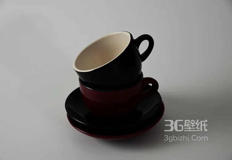 唯美静物黑色的咖啡杯和香浓的咖啡图片8