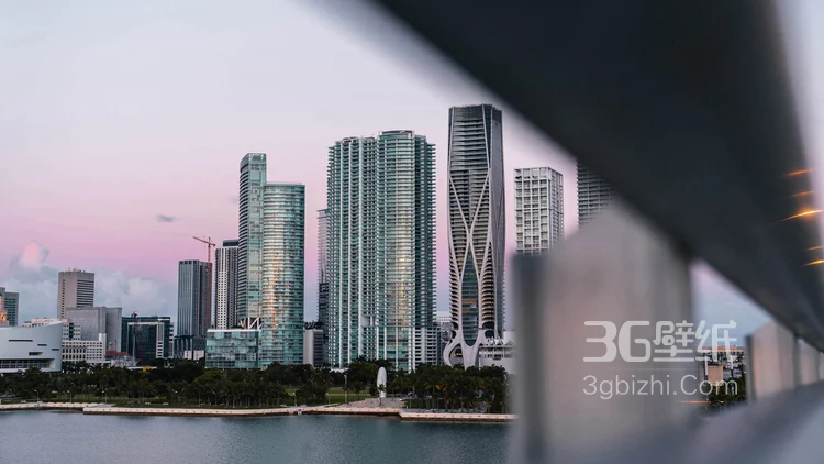 唯美的繁华城市风景图片13