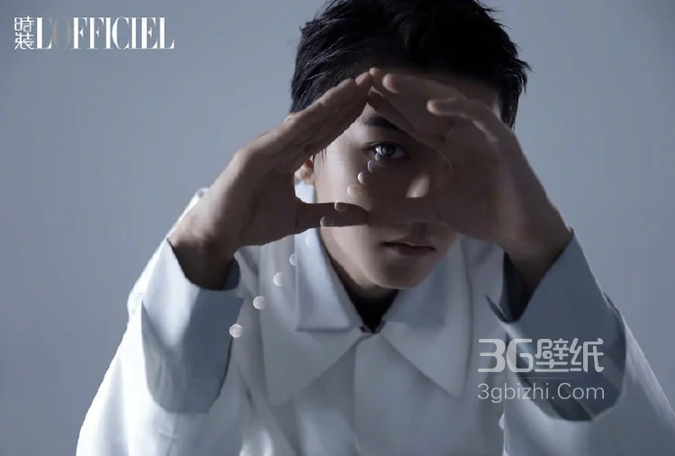 王俊凯超现代《时尚》杂志写真，科技感十足，帅气迷人6