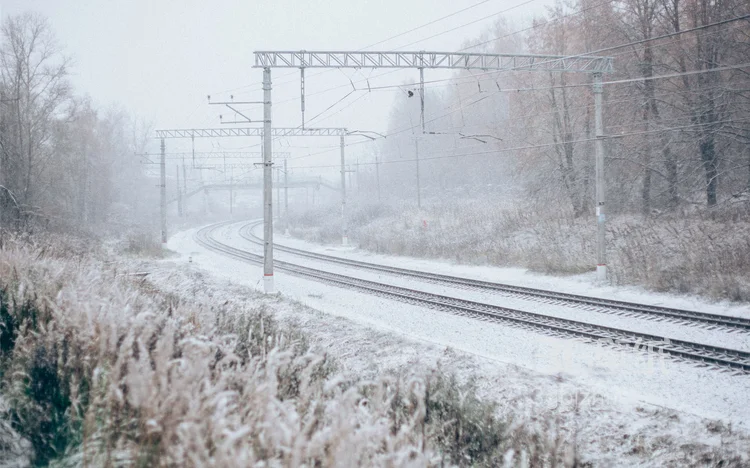 雪景图片，雪后山中各种美丽的景物图片3