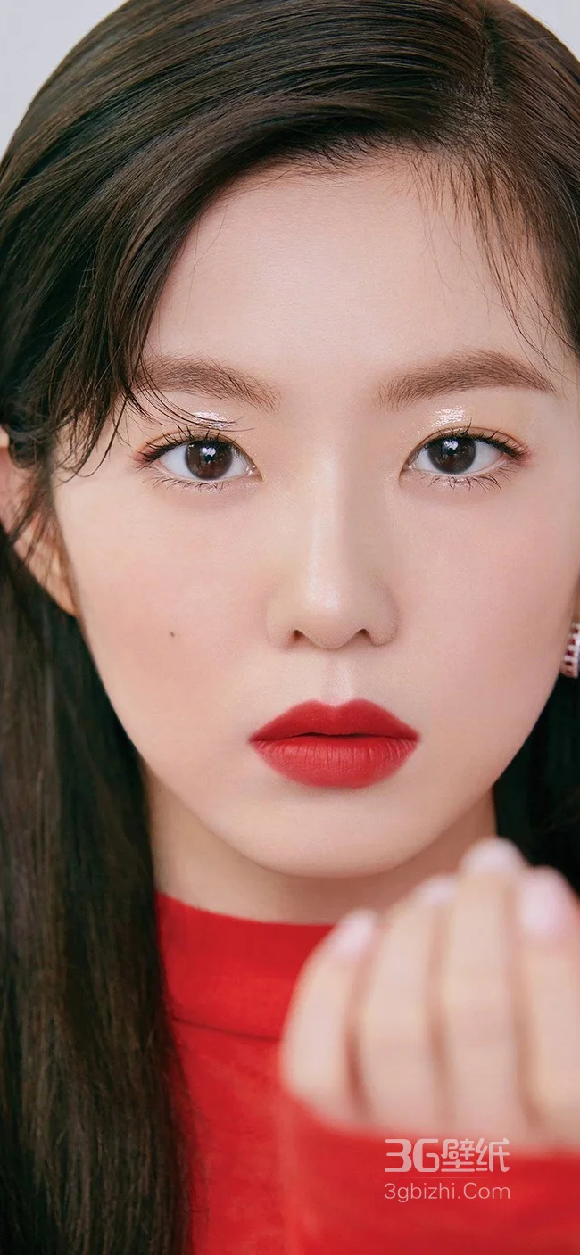 长发红唇的清纯韩国美女高清手机壁纸1