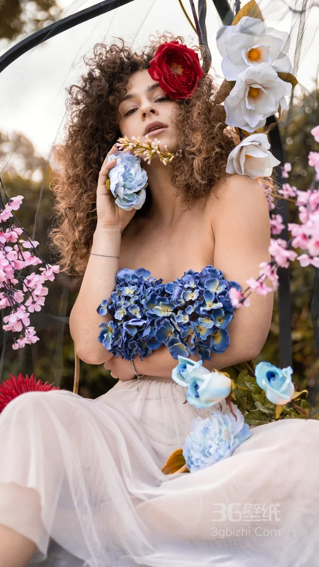 裸上身与花摄影的欧美美女模特艺术摄影手机壁纸1