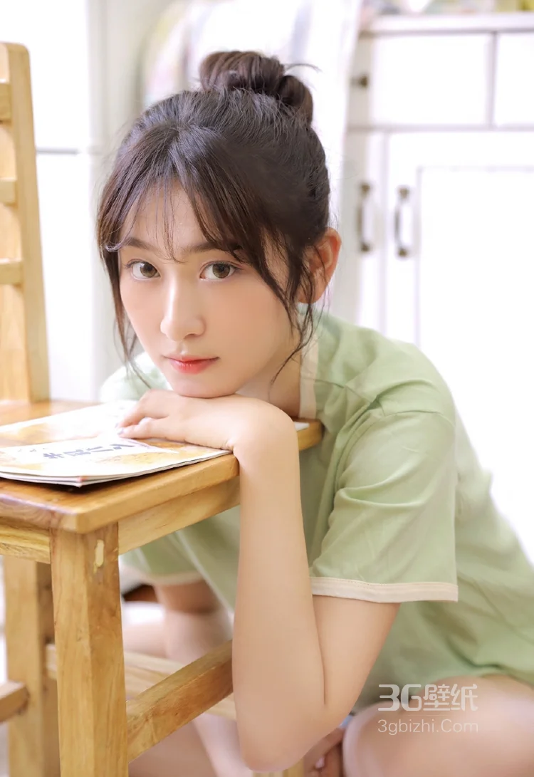 清新的抹茶绿女孩，可爱甜美抹茶绿T恤衫美少女居家暖私房2