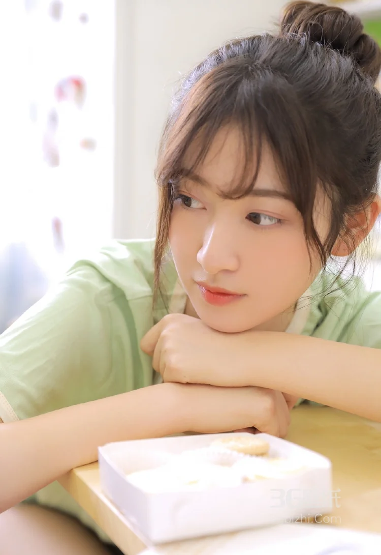清新的抹茶绿女孩，可爱甜美抹茶绿T恤衫美少女居家暖私房7