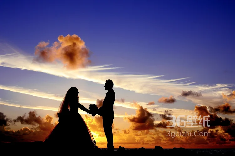 浪漫恩爱的夫妻，情侣拥抱，亲吻，牵手等唯美爱情图片5