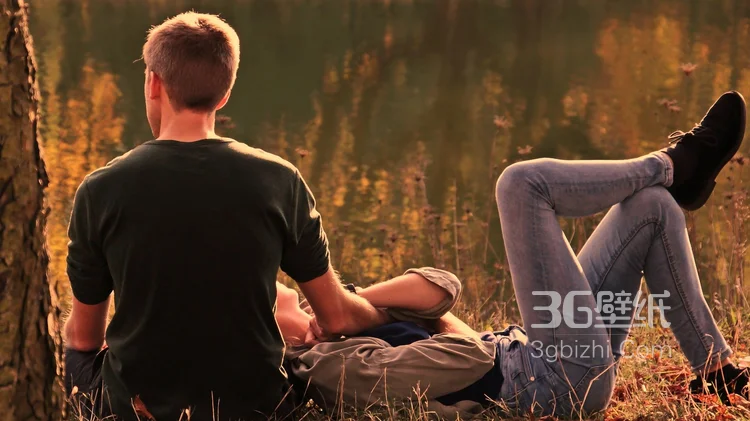 浪漫恩爱的夫妻，情侣拥抱，亲吻，牵手等唯美爱情图片2