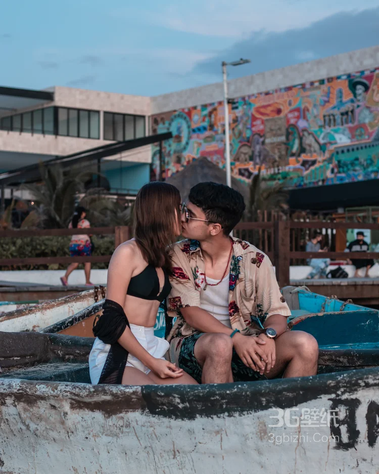 接吻中的欧美，外国男女情侣浪漫亲嘴爱情图片8