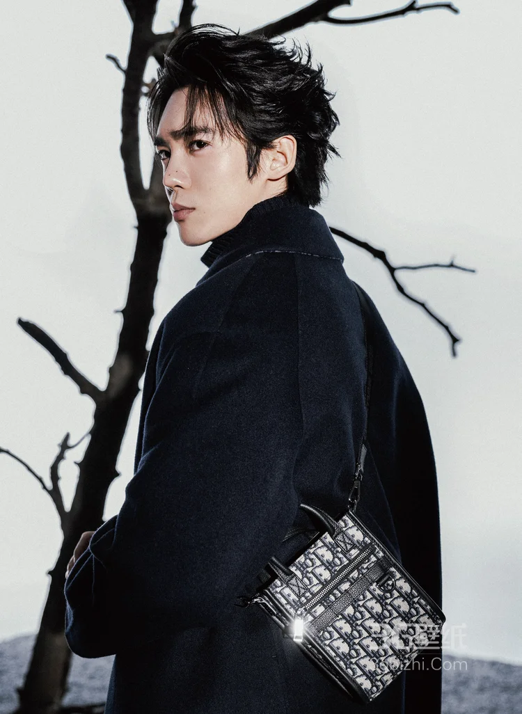 于适户外受伤装户外写真酷帅黑白写真图片5