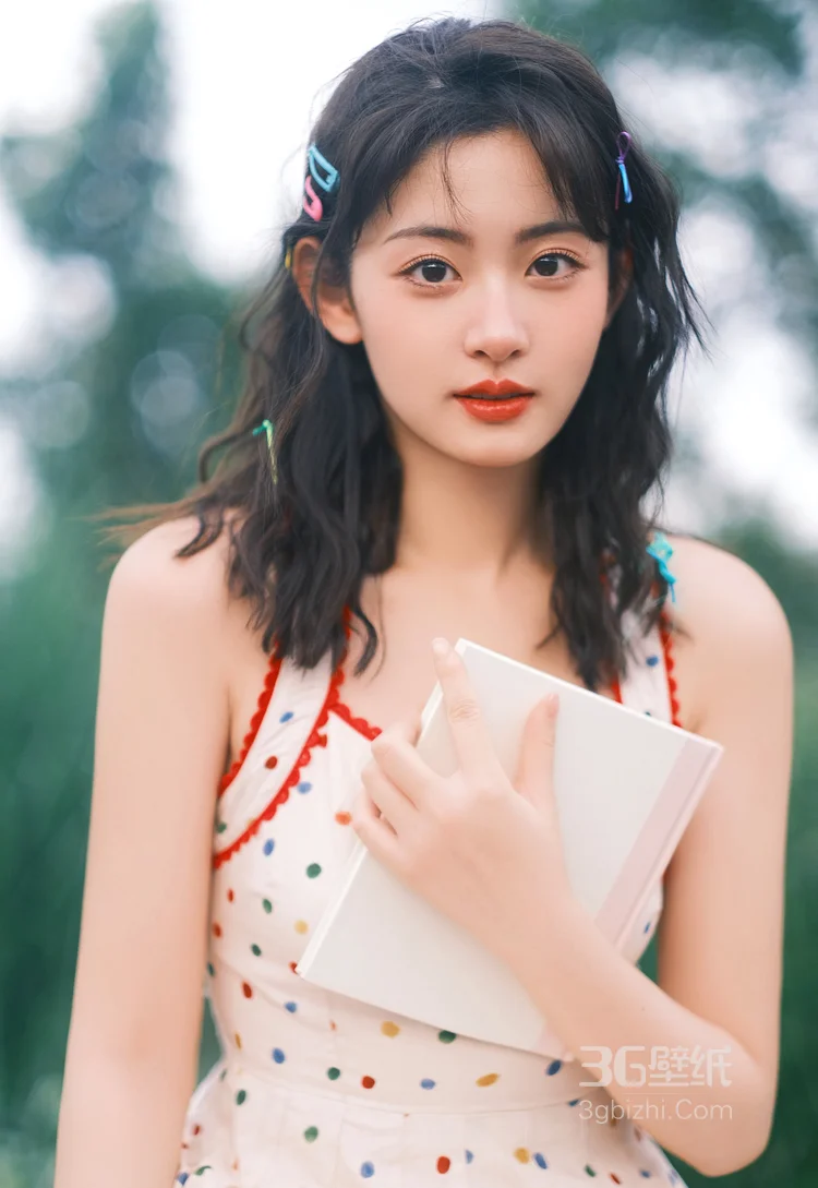 夏末的记忆,美丽女孩赵晴吊带波点裙山野间浪漫写真图集3