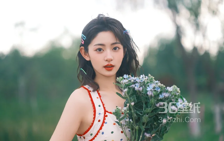 夏末的记忆,美丽女孩赵晴吊带波点裙山野间浪漫写真图集6
