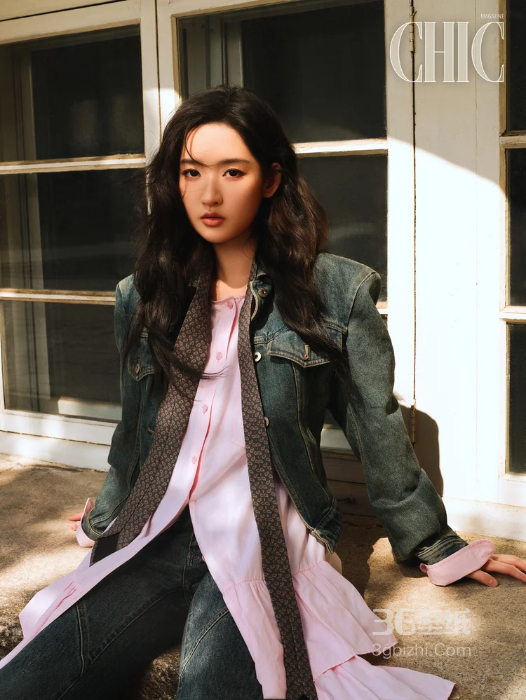 王玉雯时尚牛仔，裙装系列 不同个性酷飒秋装户外穿搭登封写真美照3