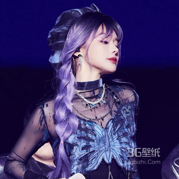 看的出来这是黄霄云吗？黄霄云梦幻舞台唱歌现场人物头像图片3