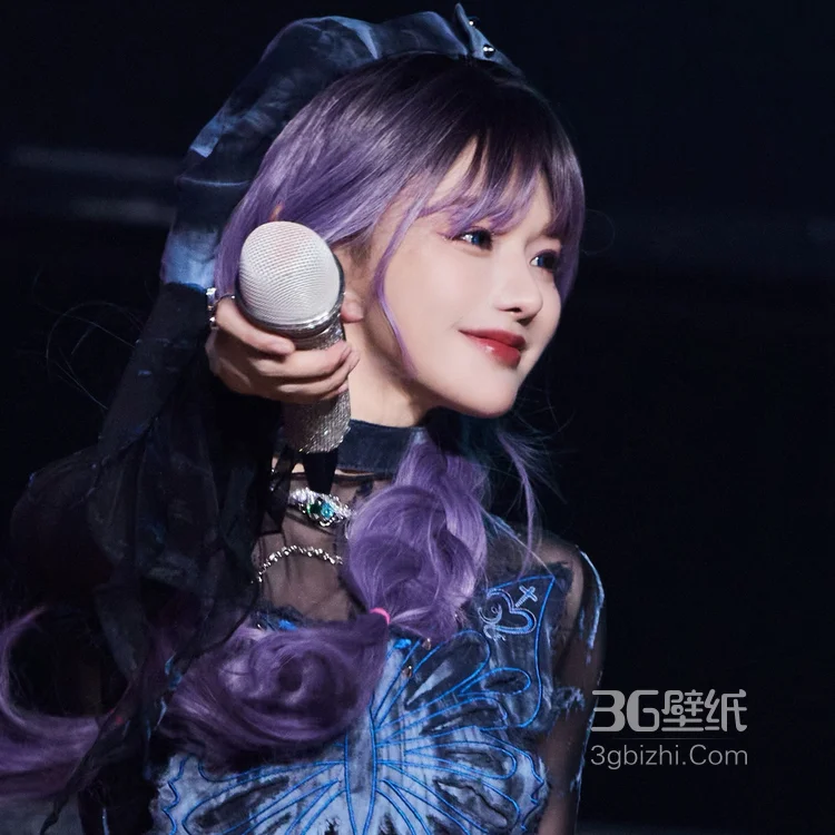 看的出来这是黄霄云吗？黄霄云梦幻舞台唱歌现场人物头像图片4